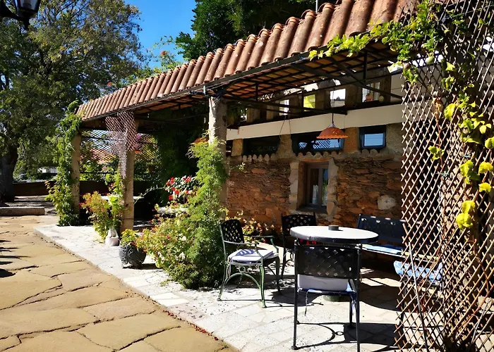 Shakti Rio Mino Βίλα